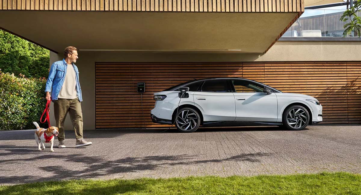 Lackier- und Karosseriezentrum bei der Erkner Gruppe